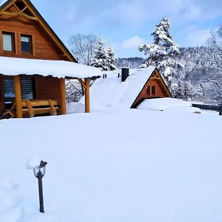 Villa Bieszczadzkie Dworki Ropienka Dolna Ustrzyki Dolne Exterior foto